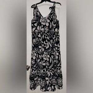 Black and White Floral Tie-Shoulder Maxi Dress